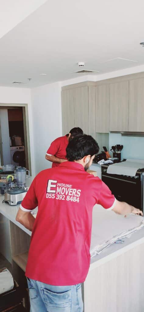 Movers in Dubai Motor City