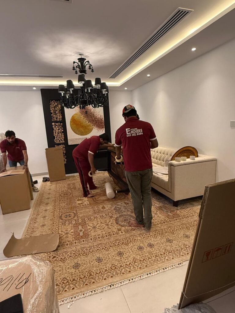 Movers in Emirates Hills Dubai by ehouse movers