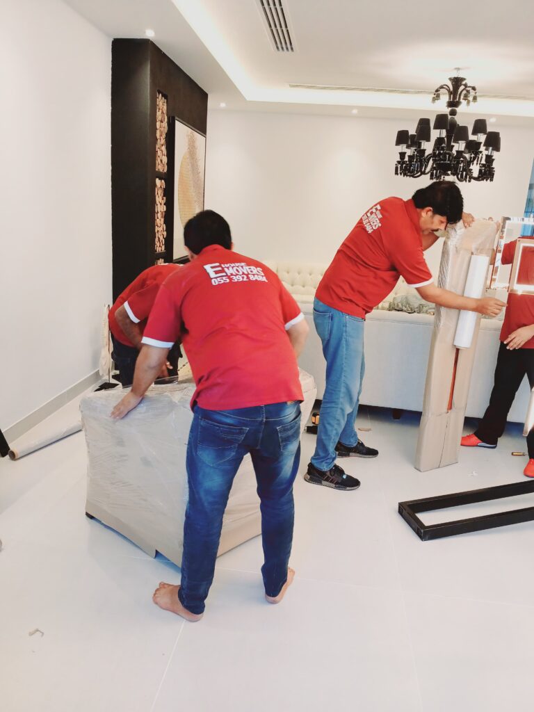 Movers in Mirdif Dubai